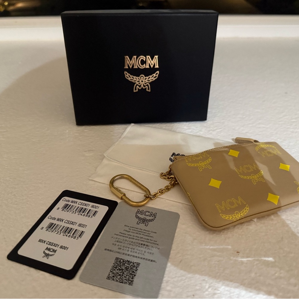 MCM keypouch